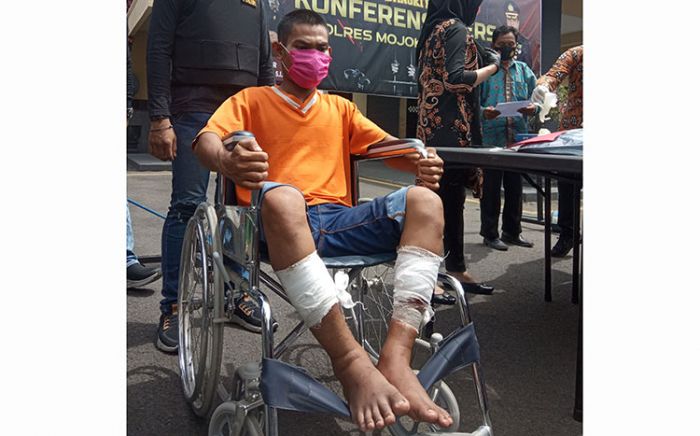 Melawan Saat Ditangkap, Pembunuh Tukang Pijat di Mlirip Mojokerto Ditembak Polisi Melawan Saat Ditangkap, Pembunuh Tukang Pijat di Mlirip Mojokerto Ditembak Polisi