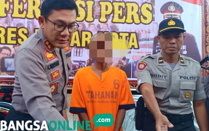 Sudah Disetubuhi Guru Ngaji, Gadis 16 Tahun di Blitar Juga Disetubuhi Ayah Kandungnya Puluhan Kali Sudah Disetubuhi Guru Ngaji, Gadis 16 Tahun di Blitar Juga Disetubuhi Ayah Kandungnya Puluhan Kali