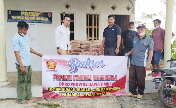 Fraksi Gerindra Kirim 1.000 Sak Semen dan Pasir 20 Truk ke Korban Gempa Malang Fraksi Gerindra Kirim 1.000 Sak Semen dan Pasir 20 Truk ke Korban Gempa Malang