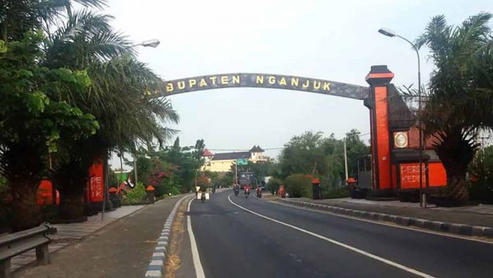 Pengamat Ekonomi: Nganjuk Ramah Investasi Jangan Hilang saat Kang Marhaen Pamit Pengamat Ekonomi: Nganjuk Ramah Investasi Jangan Hilang saat Kang Marhaen Pamit
