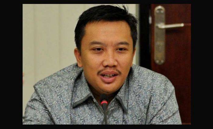 Menpora Ingin Tiru Brasil, Tangkap Bandar Judi Pengatur Skor Menpora Ingin Tiru Brasil, Tangkap Bandar Judi Pengatur Skor