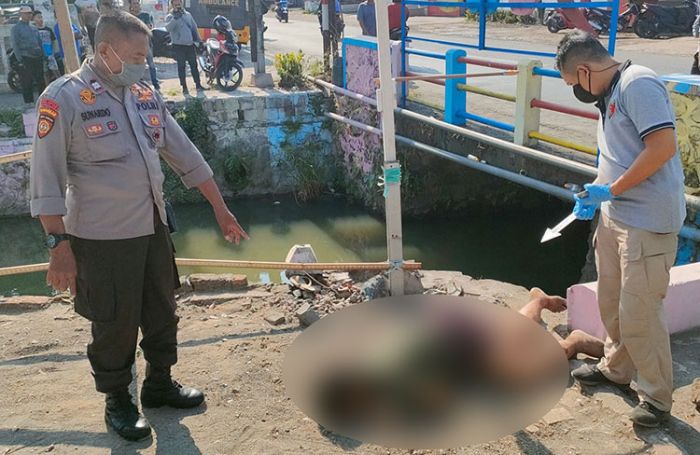 Pria Tanpa Identitas Ditemukan Tewas di Porong Sidoarjo Pria Tanpa Identitas Ditemukan Tewas di Porong Sidoarjo