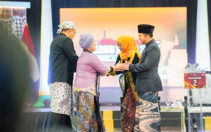 Dapat Ucapan Selamat dari Kompetitor Pilkada 2024, Khofifah Ucapkan Terima Kasih ke Luluk Hamidah Dapat Ucapan Selamat dari Kompetitor Pilkada 2024, Khofifah Ucapkan Terima Kasih ke Luluk Hamidah