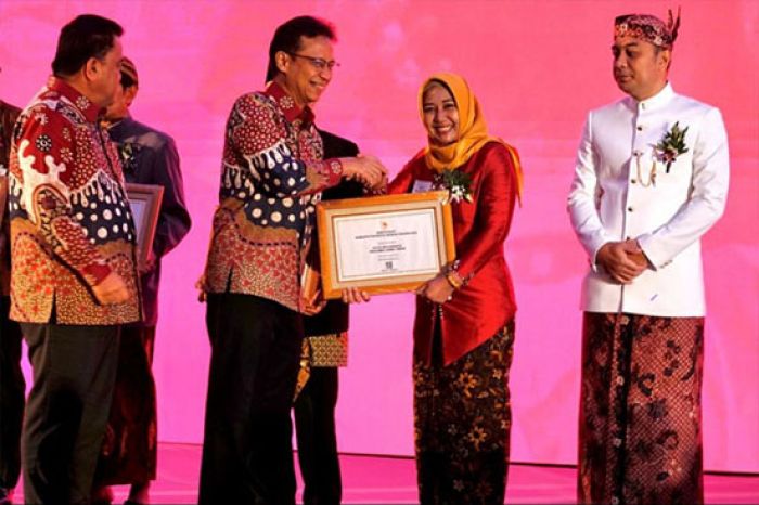 Kota Mojokerto Terima Penghargaan Sertifikat Bebas Frambusia dari Kemenkes Kota Mojokerto Terima Penghargaan Sertifikat Bebas Frambusia dari Kemenkes