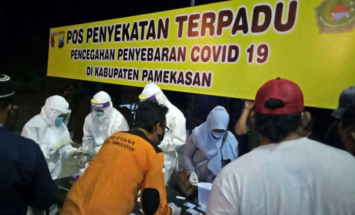 Antisipasi Sebaran Corona, Tim Gabungan Gelar Penyekatan di Terminal Barang Larangan Tokol Pamekasan