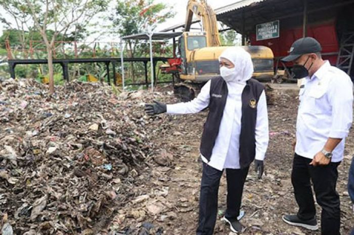 Peringati Hari Lingkungan Hidup Sedunia, Gubernur Khofifah Ajak Masyarakat Kurangi Sampah Plastik Peringati Hari Lingkungan Hidup Sedunia, Gubernur Khofifah Ajak Masyarakat Kurangi Sampah Plastik