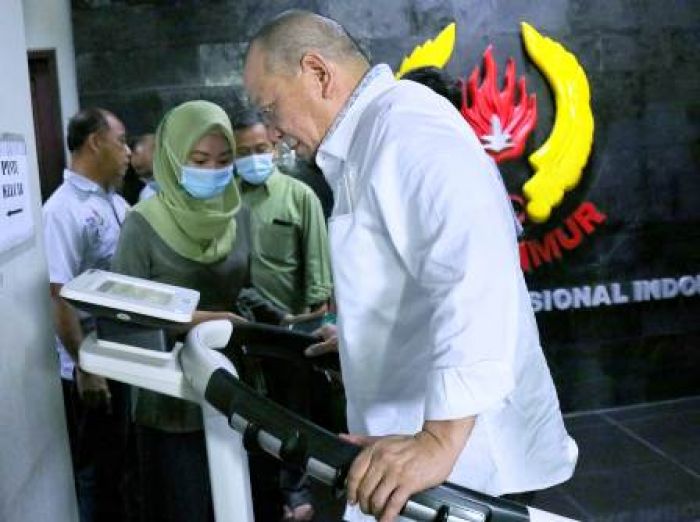 Kunjungi KONI Jatim, LaNyalla Apresiasi Pelaksanaan Puslatda Jelang PON Papua Kunjungi KONI Jatim, LaNyalla Apresiasi Pelaksanaan Puslatda Jelang PON Papua