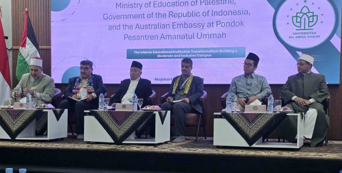 Kunjungi Amanatul Ummah, Kementerian Pendidikan Palestina: Mereka Bunuh Kami Karena Belum Beradab