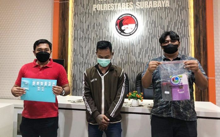 Jadi Kurir Sekaligus Pengedar Sabu, Warga Sawahan Surabaya Diamankan Polisi Jadi Kurir Sekaligus Pengedar Sabu, Warga Sawahan Surabaya Diamankan Polisi