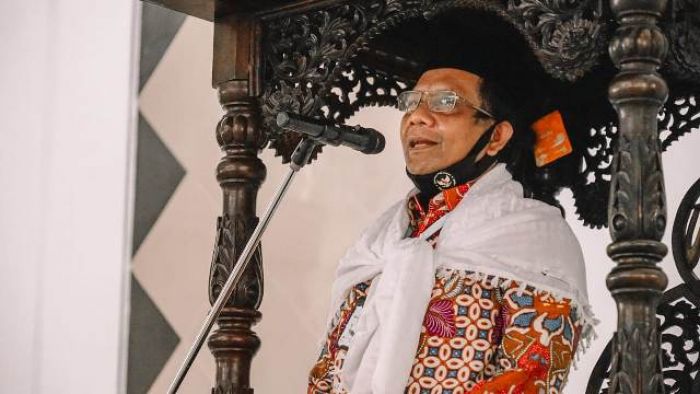 Khatib Jumat di Masjid Grahadi, Mahfud MD: Protokol Kesehatan Bagian Ketakwaan Khatib Jumat di Masjid Grahadi, Mahfud MD: Protokol Kesehatan Bagian Ketakwaan