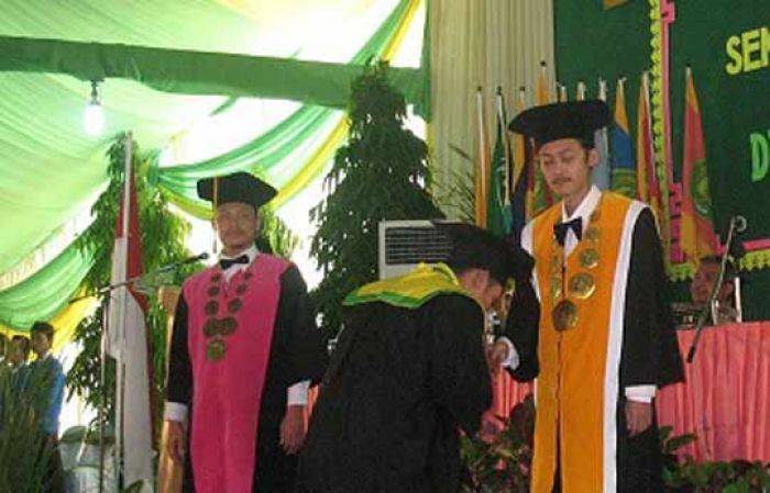 Unisda Lamongan Wisuda 430 Mahasiswa, akan Perbanyak Mahasiswa Asing Unisda Lamongan Wisuda 430 Mahasiswa, akan Perbanyak Mahasiswa Asing