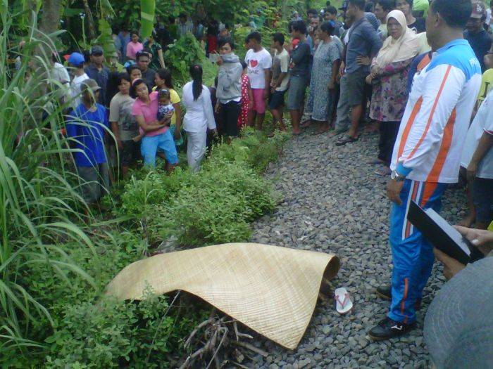 KA Perintis Jenggolo Sidoarjo-Mojokerto Minta Tumbal KA Perintis Jenggolo Sidoarjo-Mojokerto Minta Tumbal