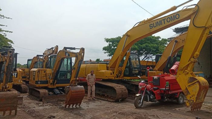 Biaya Perawatan Alat Berat Milik DPU SDATR Pasuruan Capai Rp700 Juta per Tahun Biaya Perawatan Alat Berat Milik DPU SDATR Pasuruan Capai Rp700 Juta per Tahun