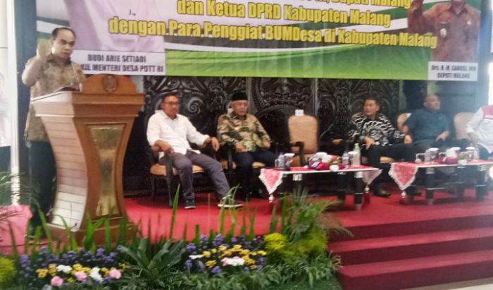 Kunjungi Malang, Wamen Desa PDTT Minta Tiap Desa Ada BUMDes Kunjungi Malang, Wamen Desa PDTT Minta Tiap Desa Ada BUMDes