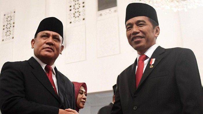 Julukan Baru Jokowi, Presiden Pelemah KPK, Benarkah? Julukan Baru Jokowi, Presiden Pelemah KPK, Benarkah?
