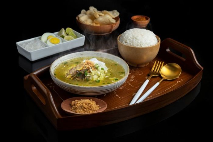 Resep Soto Ayam Ambengan, Makanan Khas Surabaya yang Lezat dan Gurih Resep Soto Ayam Ambengan, Makanan Khas Surabaya yang Lezat dan Gurih