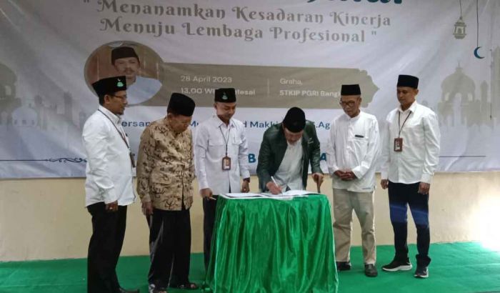 Gandeng PCNU, STKIP PGRI Bangkalan Beri Potongan SPP untuk Nahdliyin Gandeng PCNU, STKIP PGRI Bangkalan Beri Potongan SPP untuk Nahdliyin