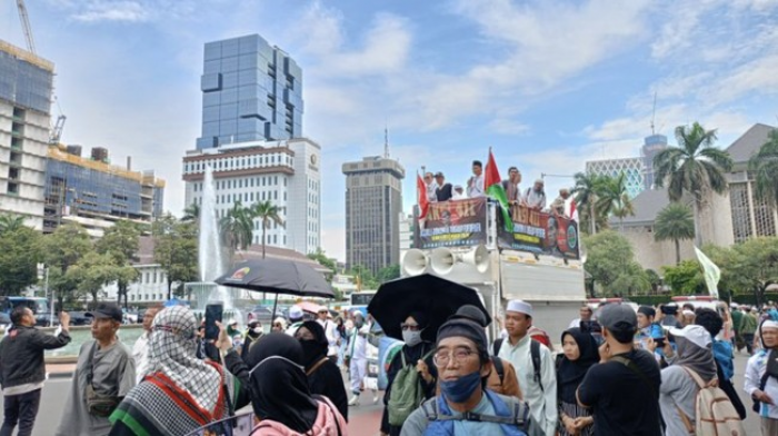 Desak Presiden Prabowo Adili Jokowi, Massa Aksi 411 Serukan Ganyang Fufufafa Desak Presiden Prabowo Adili Jokowi, Massa Aksi 411 Serukan Ganyang Fufufafa