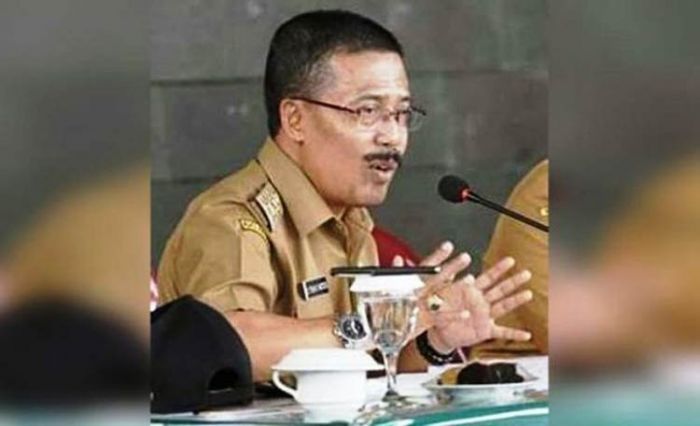 Klaster Covid-19 Merambah ke OPD, Pemkot Batu Wajibkan ASN Berjemur dan Matikan AC Klaster Covid-19 Merambah ke OPD, Pemkot Batu Wajibkan ASN Berjemur dan Matikan AC