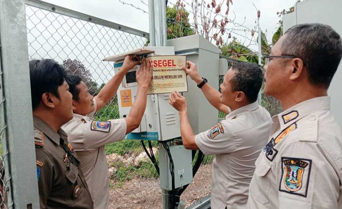 Tak Miliki Izin, Dua Tower di Tuban Disegel Satpol PP