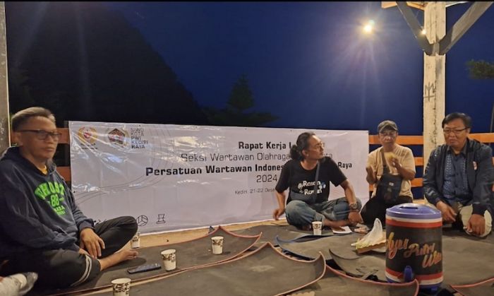 Bawa Konsep Meeting Camp, SiWO PWI Kediri Raya Gelar Raker Akhir Tahun di Gazebo Wilis Bawa Konsep Meeting Camp, SiWO PWI Kediri Raya Gelar Raker Akhir Tahun di Gazebo Wilis