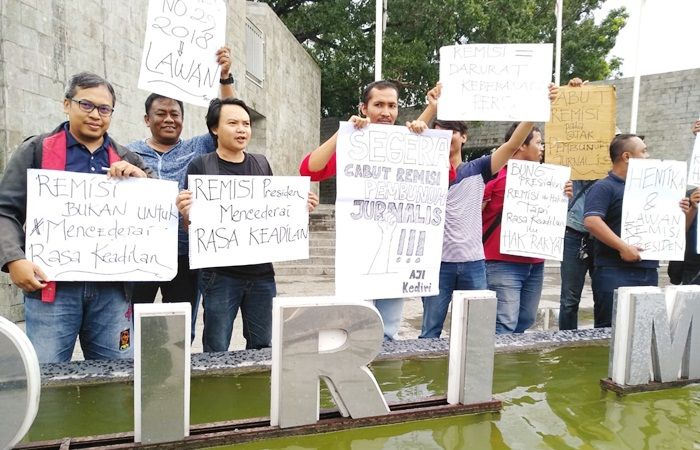 Aji Kediri Kecam Pemberian Remisi Pembunuh Jurnalis di Bali Aji Kediri Kecam Pemberian Remisi Pembunuh Jurnalis di Bali