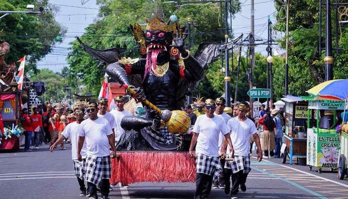 Tampilkan Folklore Nusantara, Ribuan Warga Meriahkan Pasuruan Street Art Carnival 2025 Tampilkan Folklore Nusantara, Ribuan Warga Meriahkan Pasuruan Street Art Carnival 2025