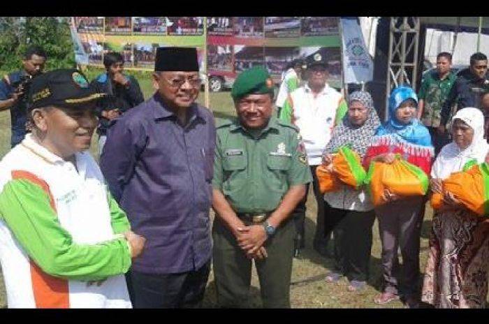 Peringati Harkop ke-68, KSP, USP, KJKS, UJKS Bagi Sembako Gratis di Malang