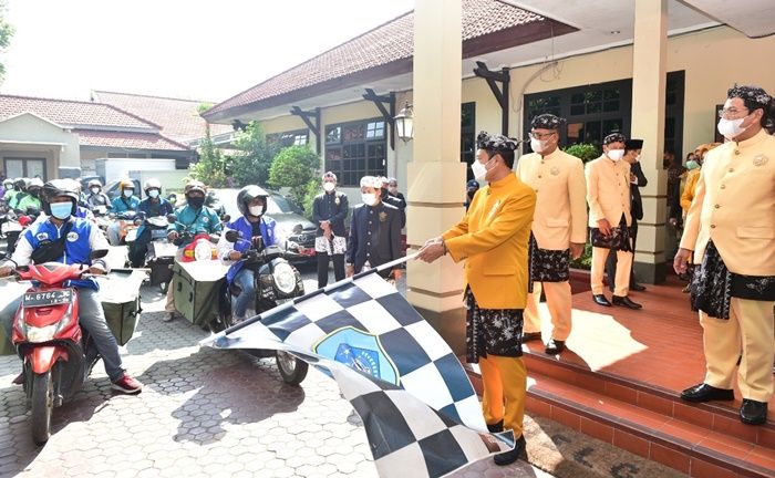 Rangkaian HJL ke-452, Ribuan Nasi Kotak Produk UMKM Dikirim Lewat Delivery Online Lokal Lamongan Rangkaian HJL ke-452, Ribuan Nasi Kotak Produk UMKM Dikirim Lewat Delivery Online Lokal Lamongan