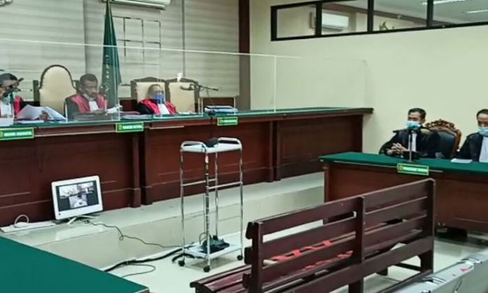 Sidang Lanjutan Camat Duduksampeyan Nonaktif, Hakim PN Tipikor Tolak Eksepsi Terdakwa Sidang Lanjutan Camat Duduksampeyan Nonaktif, Hakim PN Tipikor Tolak Eksepsi Terdakwa