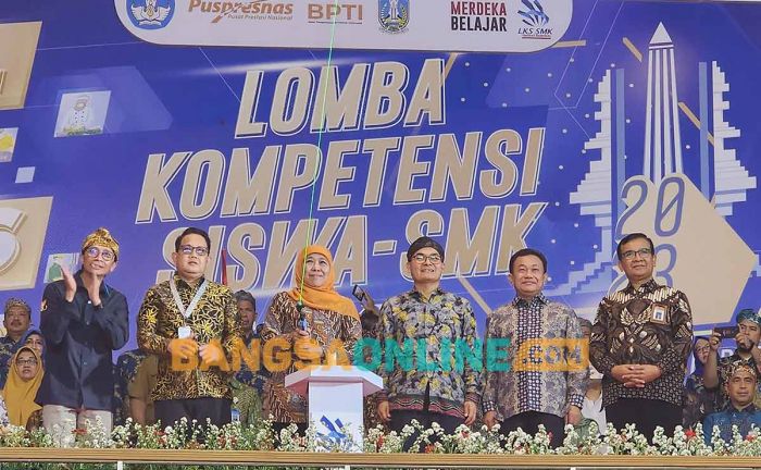 Buka LKS Nasional XXXI, Gubernur Khofifah: Ajang Lahirkan Siswa Unggul dan Kompeten di Bidang Vokasi Buka LKS Nasional XXXI, Gubernur Khofifah: Ajang Lahirkan Siswa Unggul dan Kompeten di Bidang Vokasi