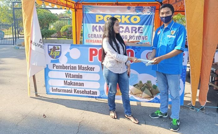 DPD KNPI Pamekasan Gelar Aksi Sosial dan Beri Edukasi Prokes di Masa PPKM Level III