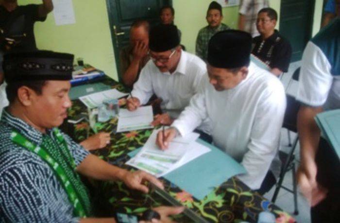 Pasangan Cabup-Wabup "Surgo" Resmi Daftar ke PKB dalam Pilbup Lamongan Mendatang Pasangan Cabup-Wabup "Surgo" Resmi Daftar ke PKB dalam Pilbup Lamongan Mendatang