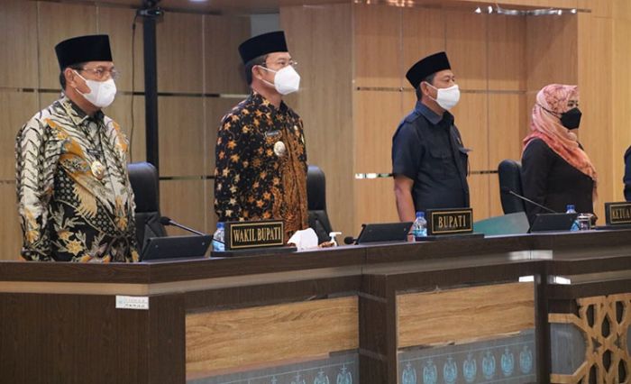 Bupati Lamongan Hadiri Rapat DPRD, Fraksi Apresiasi Keseriusan Pemkab dalam Bidang Kesehatan