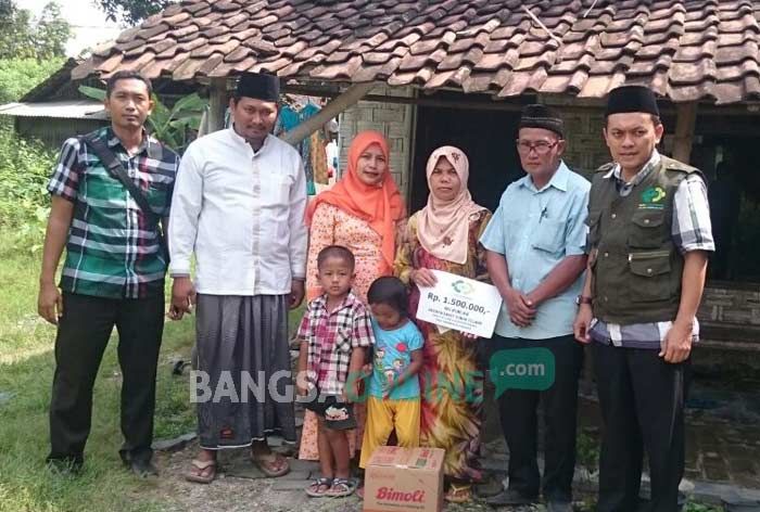 Lazisnu Jombang Bantu Dhuafa Penderita Tumor Tulang Lazisnu Jombang Bantu Dhuafa Penderita Tumor Tulang