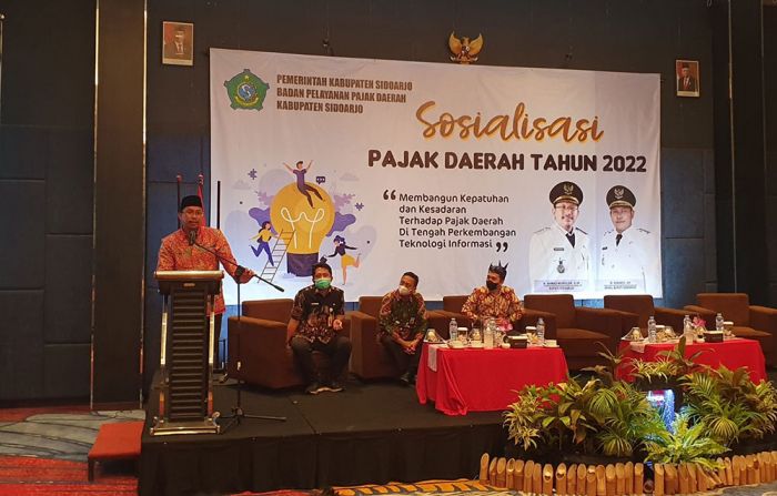 Bupati Sidoarjo Minta Layanan Digitalisasi Tingkatkan Mutu Pelayanan dan Pencapaian Target Pajak Bupati Sidoarjo Minta Layanan Digitalisasi Tingkatkan Mutu Pelayanan dan Pencapaian Target Pajak