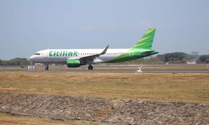 Cegah Bahaya Bird Strike, Bandara Juanda Gelar Patroli 6 Kali Sehari Cegah Bahaya Bird Strike, Bandara Juanda Gelar Patroli 6 Kali Sehari