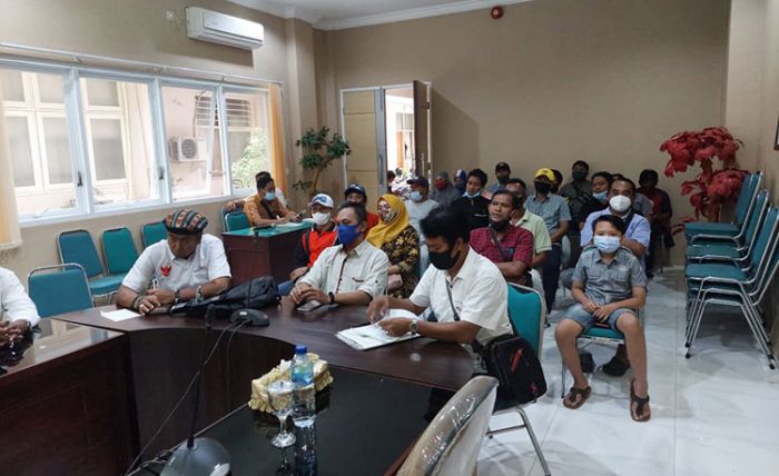 Penataan PKL di Pasar Tugu Carut-marut, Komisi II DPRD Kota Probolinggo Panggil PPKL dan OPD Penataan PKL di Pasar Tugu Carut-marut, Komisi II DPRD Kota Probolinggo Panggil PPKL dan OPD