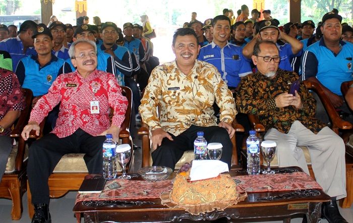 Sabet Adipura 2018, Wabup Pungkasiadi Gelar Tasyakuran Bersama Ratusan Pasukan Kuning Sabet Adipura 2018, Wabup Pungkasiadi Gelar Tasyakuran Bersama Ratusan Pasukan Kuning