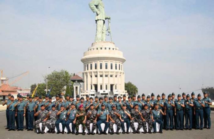 Koarmatim Terima Kunjungan 41 Perwira PK TNI-AL Angkatan 24 Koarmatim Terima Kunjungan 41 Perwira PK TNI-AL Angkatan 24