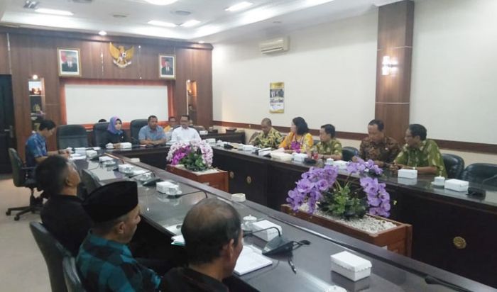Komisi B Kawal Pelaksanaan RALB Koperasi Ketajek Komisi B Kawal Pelaksanaan RALB Koperasi Ketajek