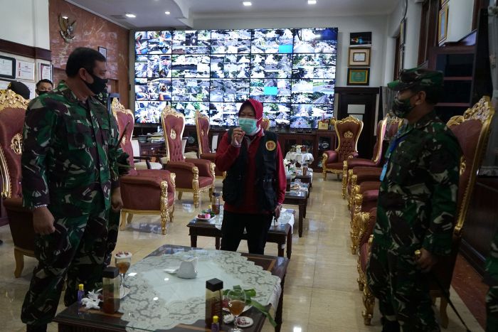 Panglima TNI Siap Bantu Pemkot Surabaya Hadapi Covid-19 Panglima TNI Siap Bantu Pemkot Surabaya Hadapi Covid-19