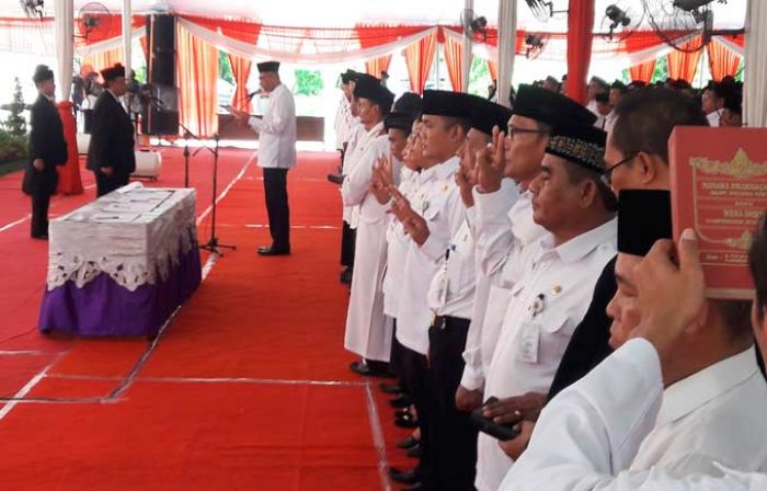 Mutasi Pejabat Pemkab Gresik, Tarso Dilantik Jadi Kadis Pertanahan, Najikh Jabat Sekwan