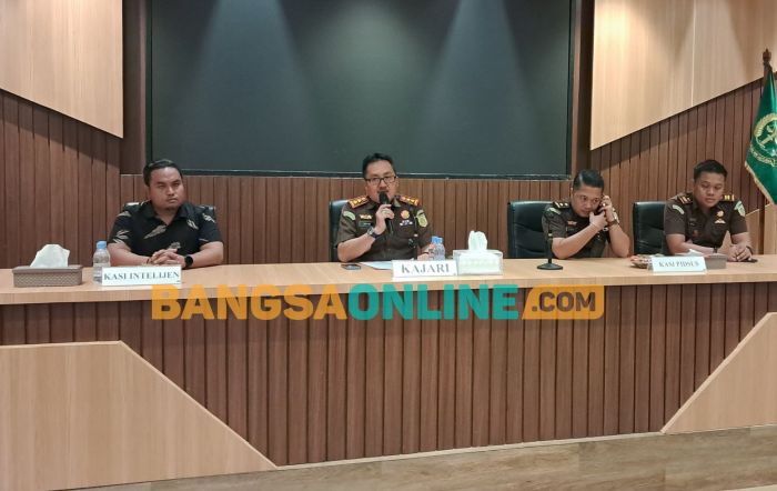 Kejari Tuban Tangani 3 Perkara Dugaan Korupsi di 2024, Kasus APMD Kini Memasuki Sidang Tuntutan Kejari Tuban Tangani 3 Perkara Dugaan Korupsi di 2024, Kasus APMD Kini Memasuki Sidang Tuntutan