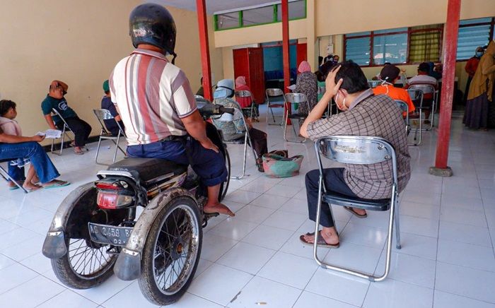 Dinsos Kota Kediri Bagikan KKS BPNT, Penerima Mayoritas Penyandang Disabilitas Dinsos Kota Kediri Bagikan KKS BPNT, Penerima Mayoritas Penyandang Disabilitas