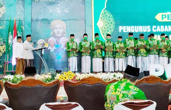 Wakili PBNU, PWNU Jatim Lantik Jajaran PCNU Gresik Periode 2021-2026