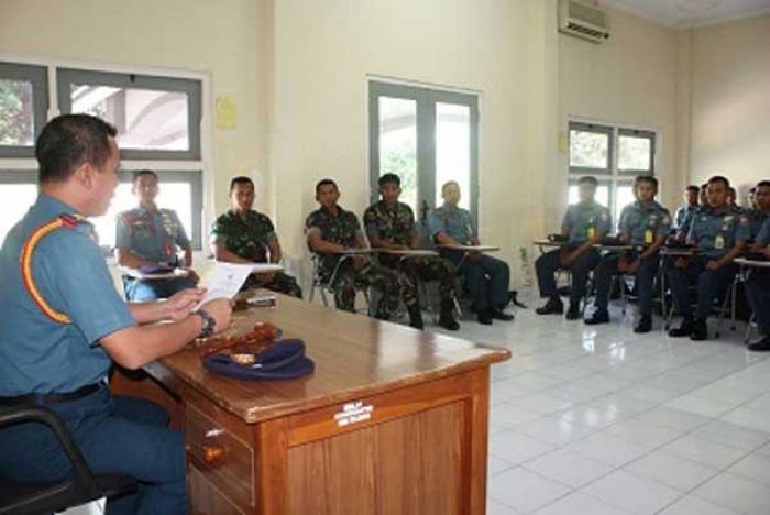 Binlat Tim VBSS I Koarmatim Tahun 2018 Resmi Ditutup Binlat Tim VBSS I Koarmatim Tahun 2018 Resmi Ditutup