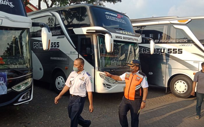 Hindari Ramp Check Dishub, Driver Wisatawan Umpet-umpetan Hindari Ramp Check Dishub, Driver Wisatawan Umpet-umpetan