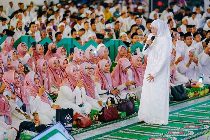 Peringatan Maulid Nabi, Gubernur Khofifah Jadikan Momentum Teguhkan Damai dan Kerukunan Peringatan Maulid Nabi, Gubernur Khofifah Jadikan Momentum Teguhkan Damai dan Kerukunan