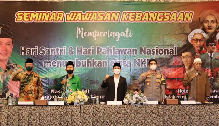 Gus Barra dan Kapolres Mojokerto Kota Isi Seminar Wawasan Kebangsaan Bersama Cak Duki